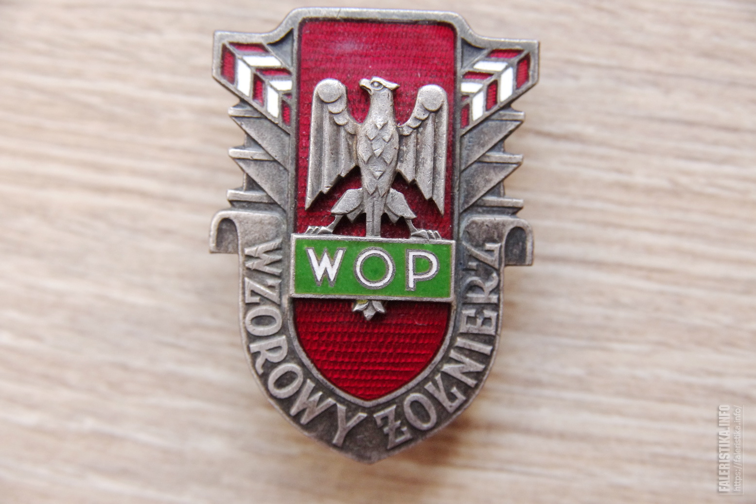 Как выглядит знак польша