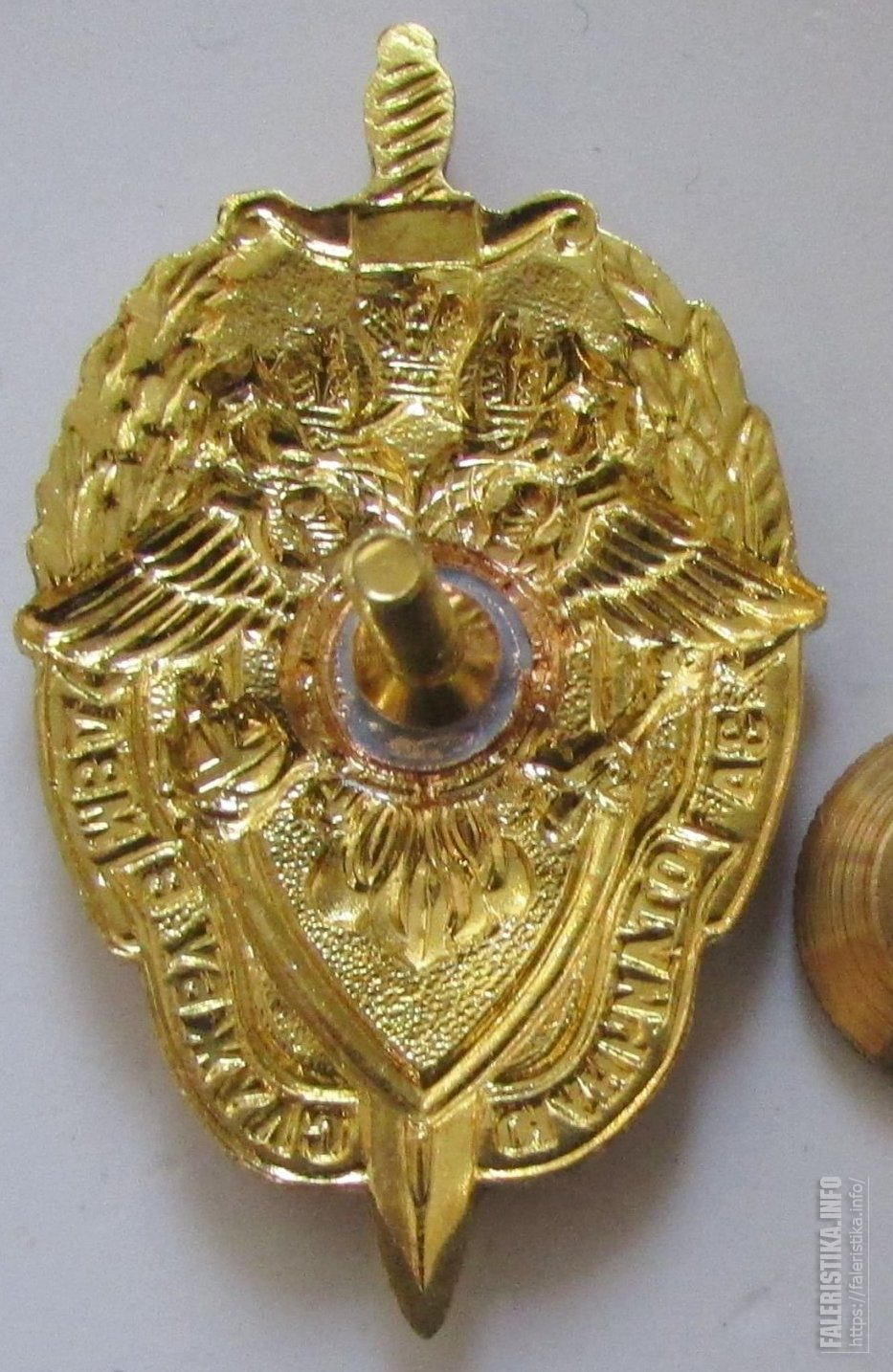 112915964_1.jpg