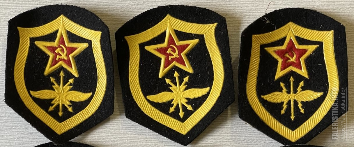 3056879450.jpg