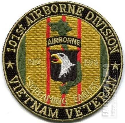 Нарукавный_знак_ветеранов_войны_во_Вьетнаме_101-й_воздушно-десантной_дивизии_армии_США.jpg