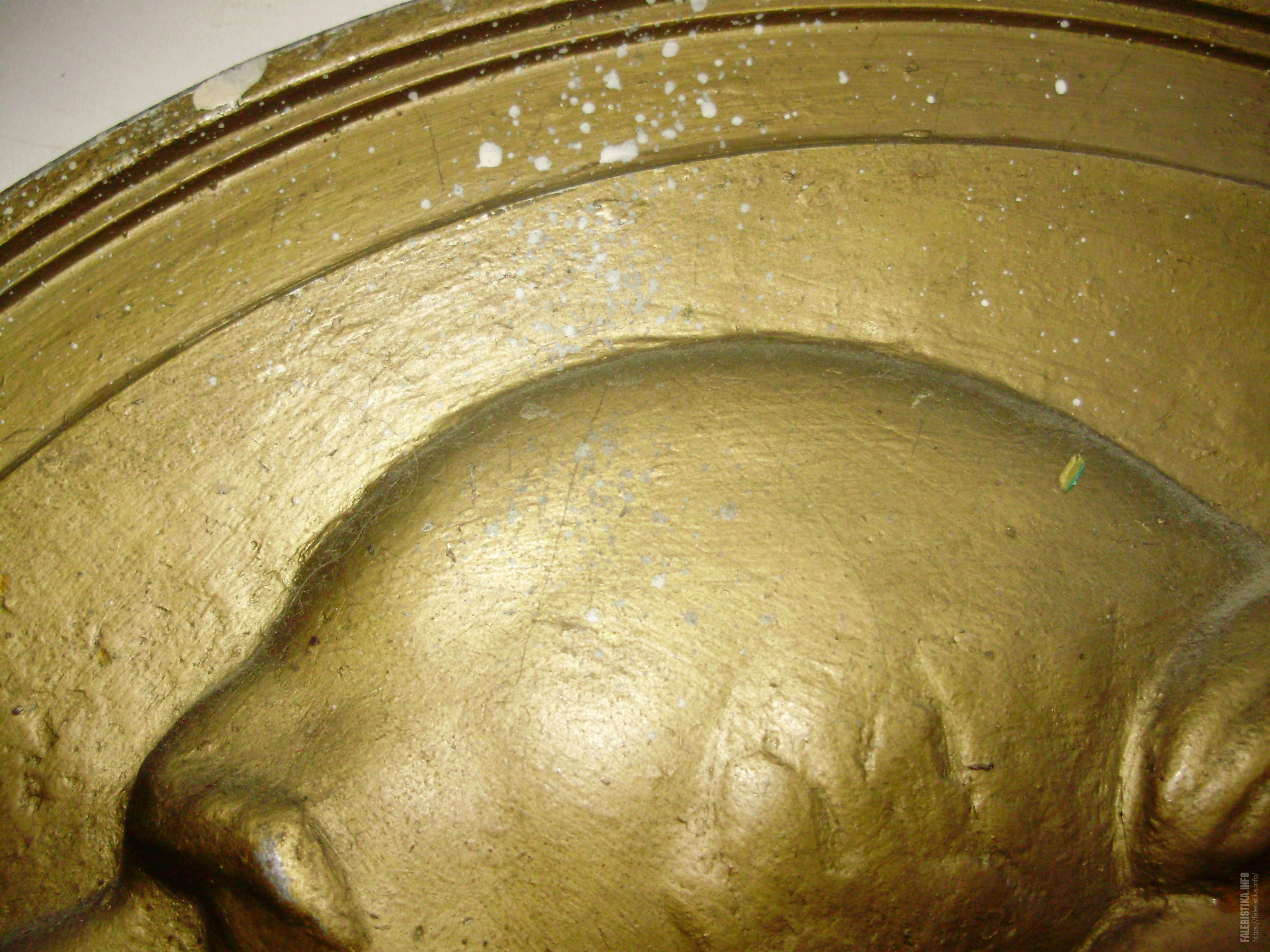 PA318893uV7qN.jpg