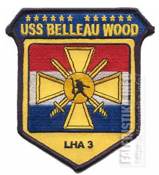 Нарукавный_знак_«Дьявольский_пес»_-USS_Belleau_Wood_LHA-3_десантного_корабля_ВМС_США.jpg
