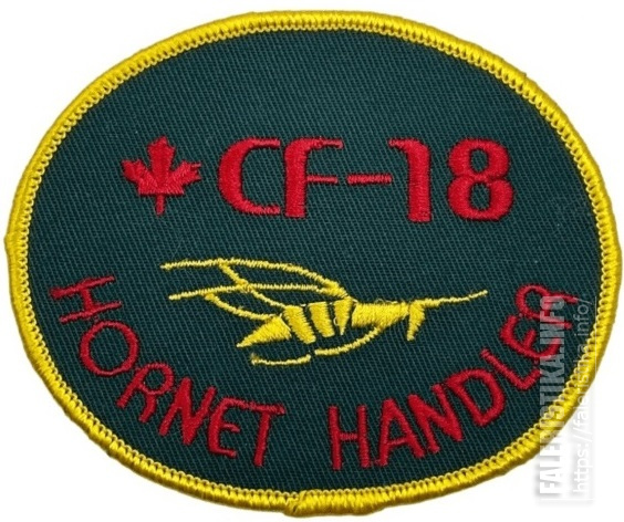 Нарукавный_знак_экипажей_McDonnell_Douglas_СA-18_Hornet_Королевских_ВВС_Канады.jpg